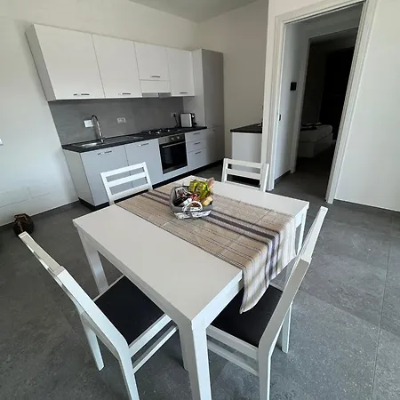 Riccio Di Mare アパート フィウミチーノ